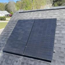 Transformed-Pollen-Clad-Solar-Panels-into-Pristine-Powerhouses-Our-Recent-Project-in-Mount-Pleasant-SC 0